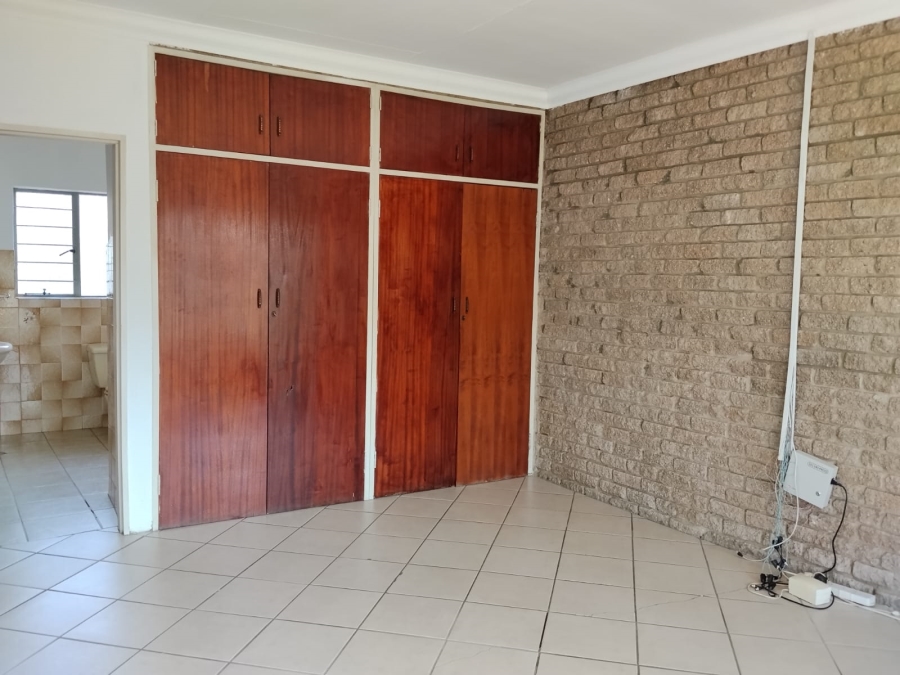 To Let 3 Bedroom Property for Rent in Oos Einde North West